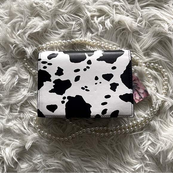 Beaded Pearl Cow Bag - Picture 1 of 4